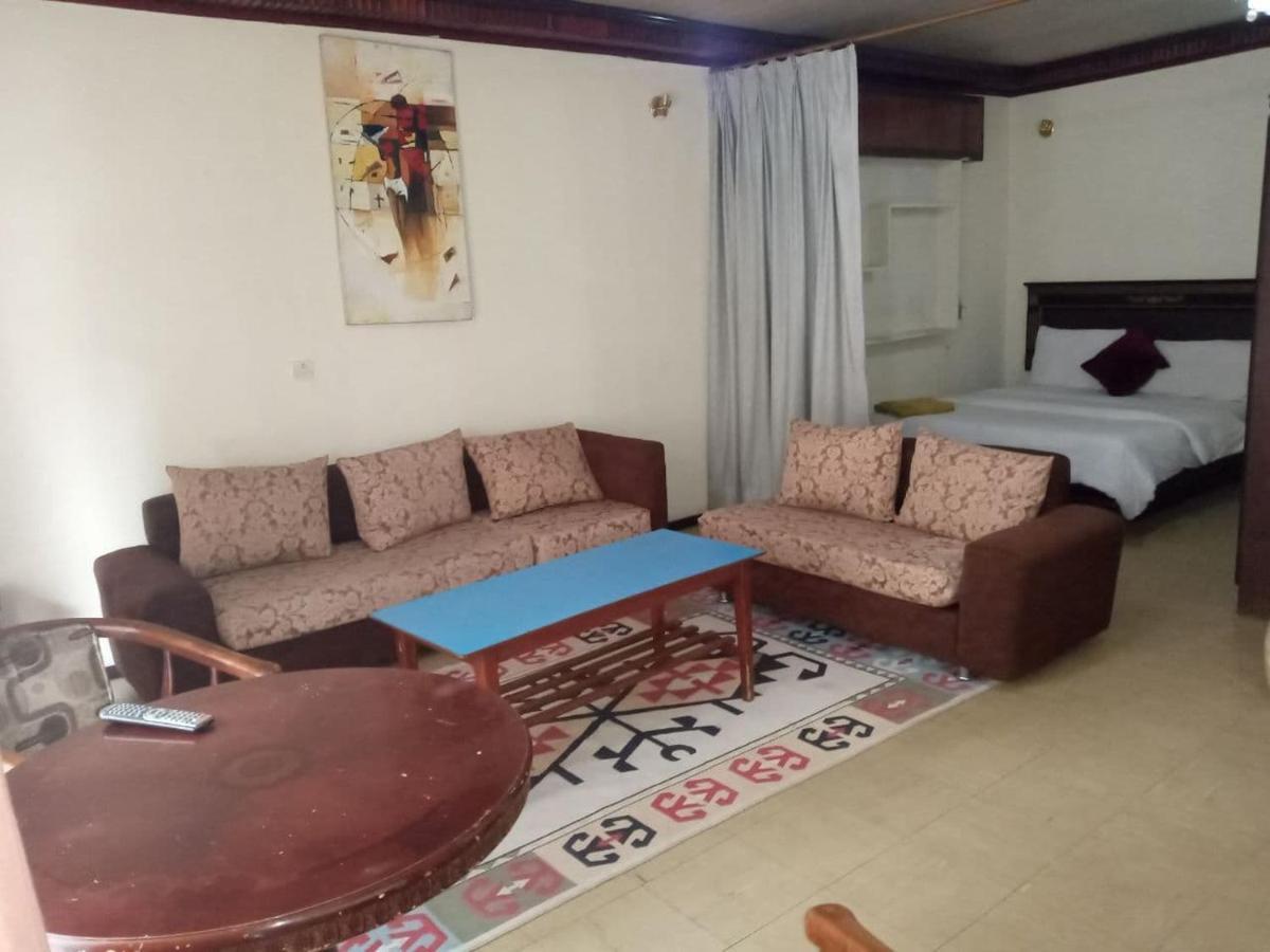 Lucy Guest House แอดดิสอาบาบา ภายนอก รูปภาพ