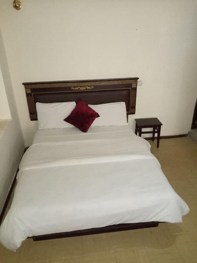 Lucy Guest House แอดดิสอาบาบา ภายนอก รูปภาพ